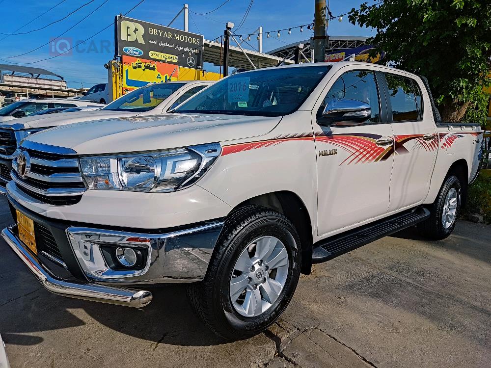 تويوتا هايلوكس